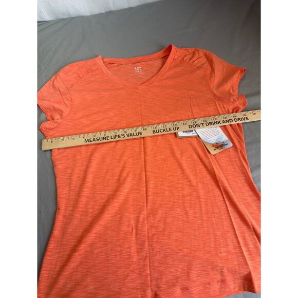 Title Nine Double Time Short Sleeve top women's size L NWT - Picture 6 of 7